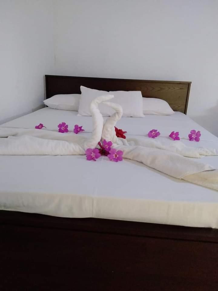 Green Garden Homestay Giritale Kültér fotó
